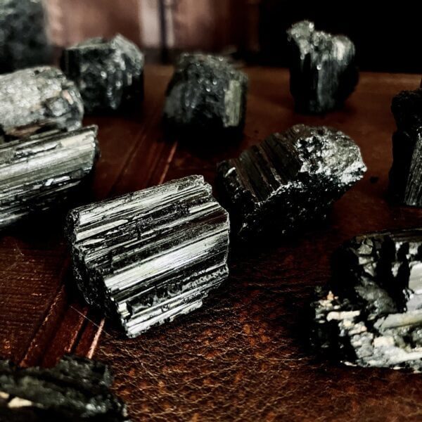 Tourmaline Noire (Brute) – Image 2