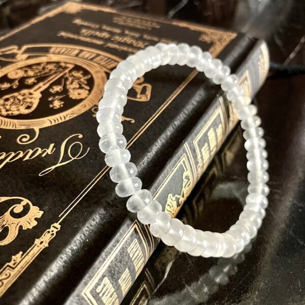 bracelet de selenite